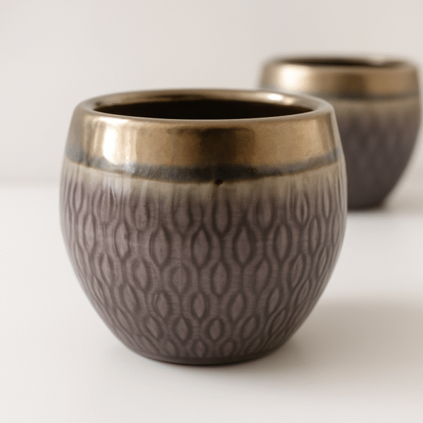 Osłonka ceramiczna na doniczkę Ø 12cm. Osłonka ceramiczna na doniczkę Ø 12cm.